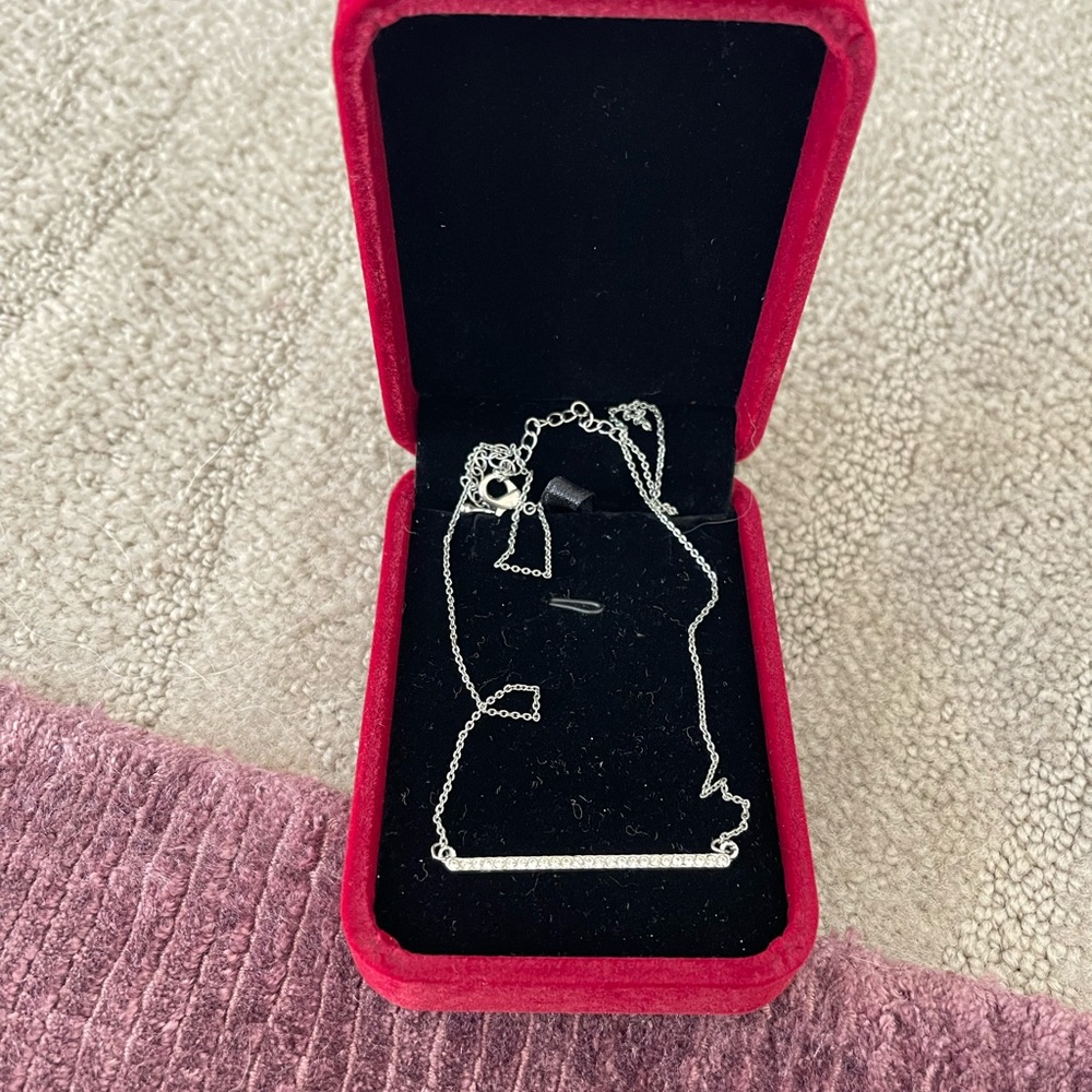 Silver bar necklace